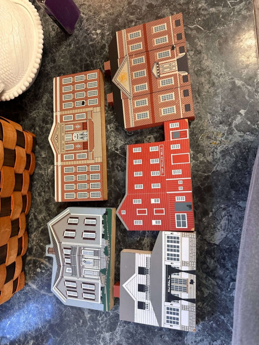 The cats meow village